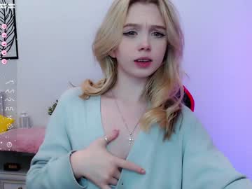 girl cam all day small_blondee image #3840605