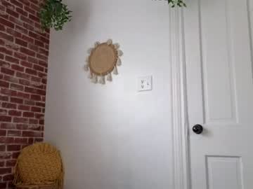 girl cam all day littlegreekflower image #5580665