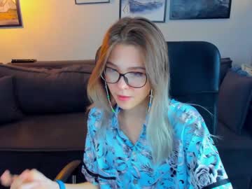 girl cam all day lisa_roses image #3349830