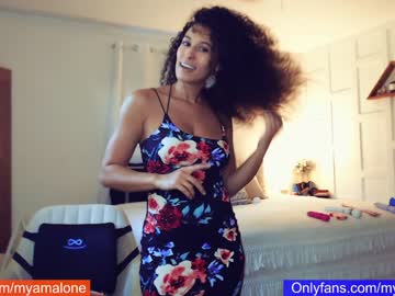 girl cam all day blissense image #2409372