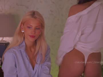 girl cam all day _2strangers image #2286688