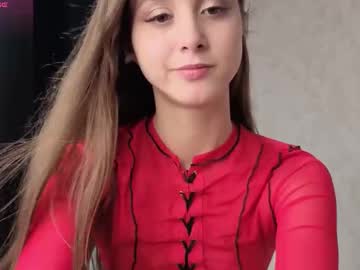 girl cam all day unearthly_julia image #9728087