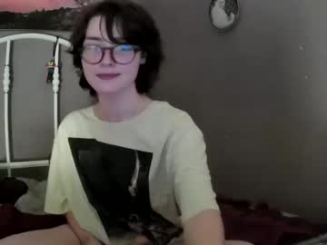 girl cam all day soursou image #4842576