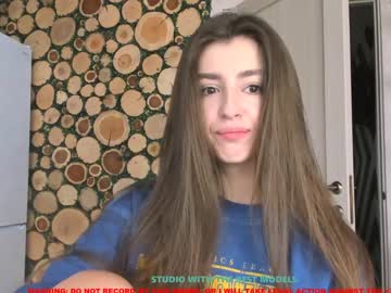girl cam all day coy_amina image #1283371