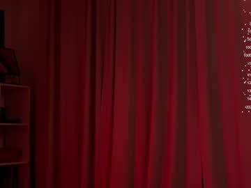 girl cam all day holliwould_ image #7359796