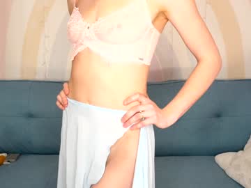 girl cam all day innocentprovenguilty image #9162897