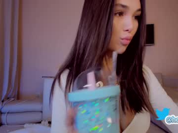 girl cam all day hollyextra image #3175597