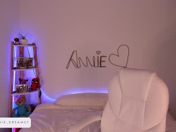 girl cam all day annie_dreams image #449763