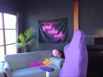 girl cam all day uwuxo image #5576580