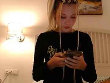 girl cam all day bitter_moon image #4015660