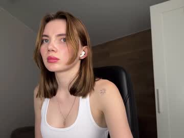 girl cam all day love_machine_ image #4889628