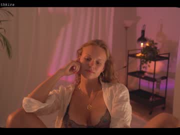girl cam all day chillwithkira image #2092846