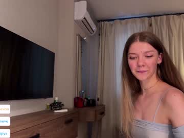 girl cam all day coyness_geneva image #6354626