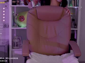 girl cam all day mia_milagros image #3299753