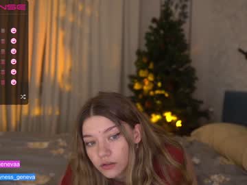 girl cam all day coyness_geneva image #3368648