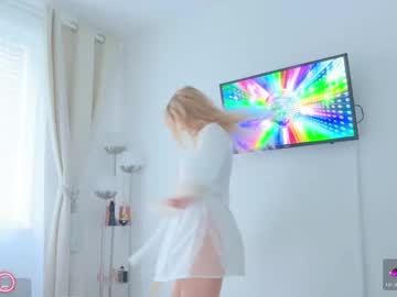 girl cam all day myassistant image #7380179