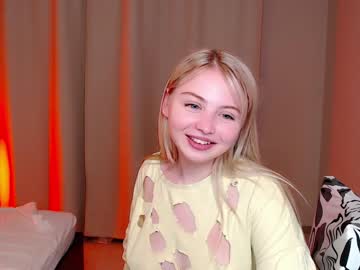 girl cam all day shy_blondiee image #3699690