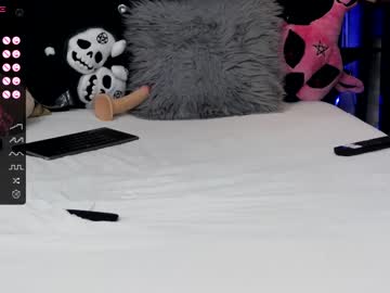 girl cam all day xenomy image #5413296