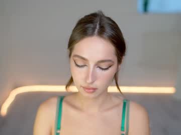 girl cam all day silent_chill image #8243474