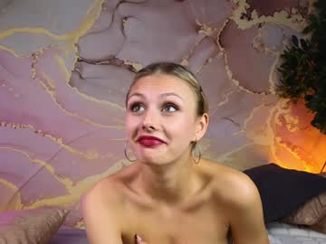 girl cam all day darlinechapel image #8139494