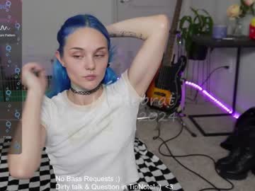 girl cam all day petitebrat image #6761678