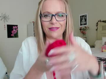 girl cam all day laceyinlondon image #9615443