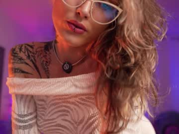 girl cam all day informal_ image #9536116