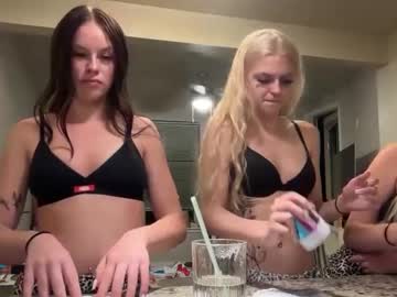 girl cam all day kenziesmithh image #9674729