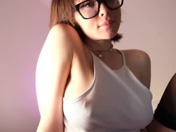 girl cam all day sae__ image #2815436