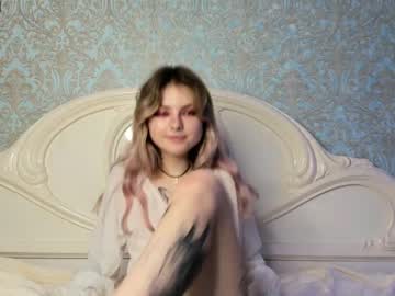girl cam all day lostallice image #2717897