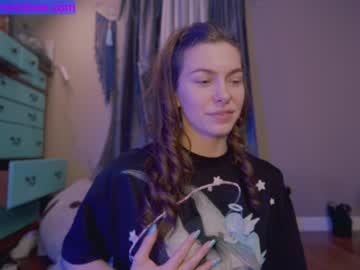 girl cam all day chroniclove image #3600113