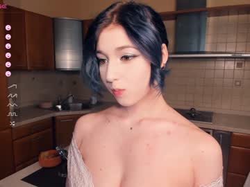 girl cam all day your_desssert image #6800060