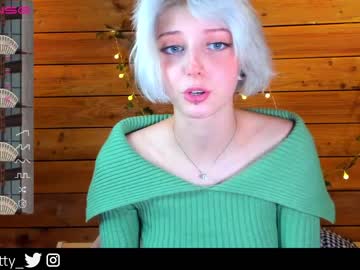 girl cam all day lit1le_kitty_ image #2888692