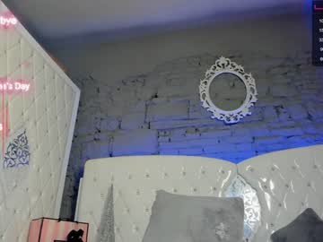 girl cam all day royalsquirt_ image #3694661