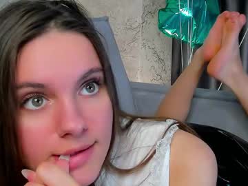 girl cam all day lorettadunnell image #9104043