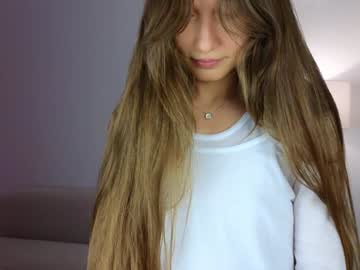 girl cam all day ambertan1 image #8771983