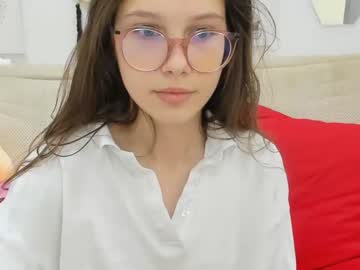 girl cam all day avrora_deis image #2546964