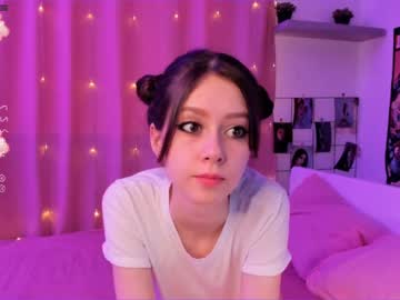 girl cam all day alliesmiths image #2273826