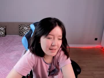 girl cam all day min_gun image #5919710