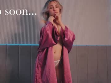 girl cam all day angella_kleee image #3843691