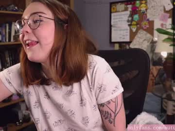 girl cam all day autumnbuttons image #1167647