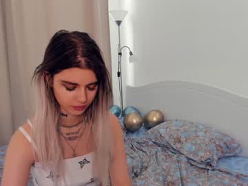 girl cam all day elfas_cute image #4839231