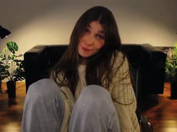 girl cam all day rich_roxy image #5931810
