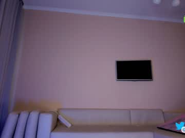 girl cam all day hollyextra image #4066782