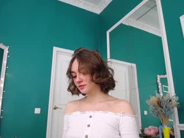 girl cam all day adelewilson__ image #1262615