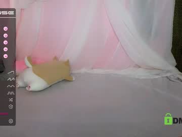 girl cam all day small_blondee image #4931640