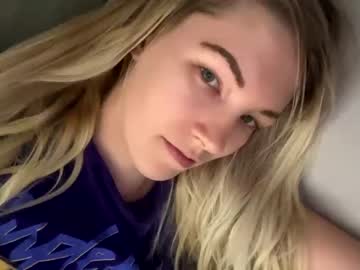 girl cam all day mariah95 image #1894440