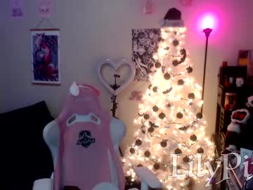 girl cam all day lilypixel image #3263469