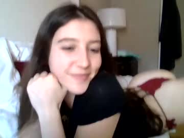 couple cam all day a_mariejuana69 image #4218309