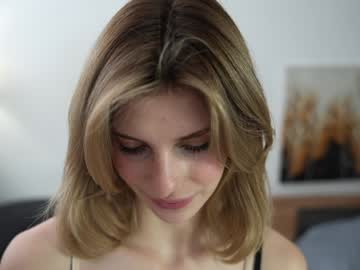 girl cam all day refined_style image #7784152